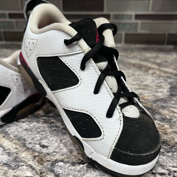Nike Air Jordan VI 6 Toddler 8 Retro Low Sneakers - Picture 3 of 5